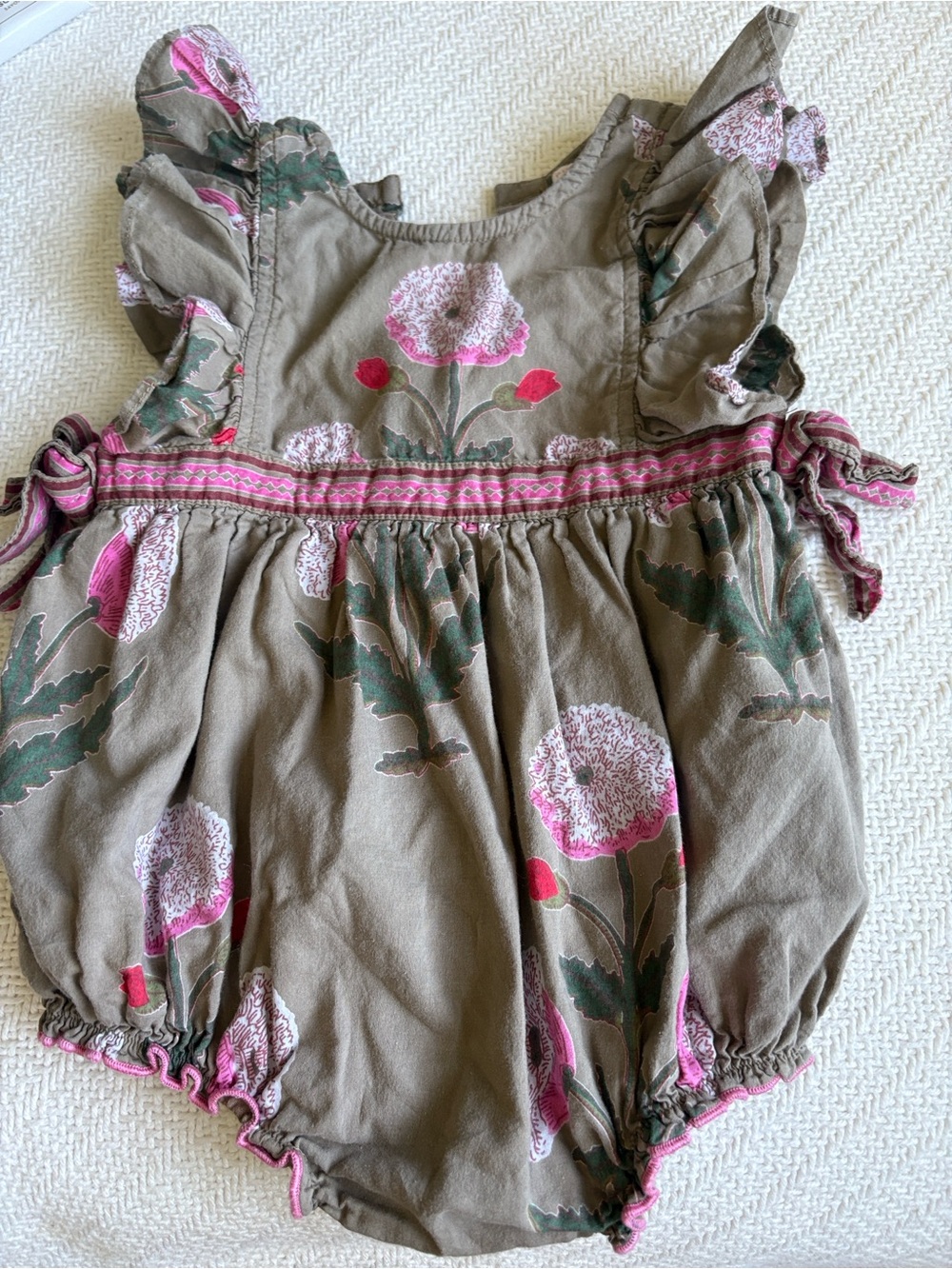 Pink Chicken Olive and Pink Romper baby bubble floral 6-12months